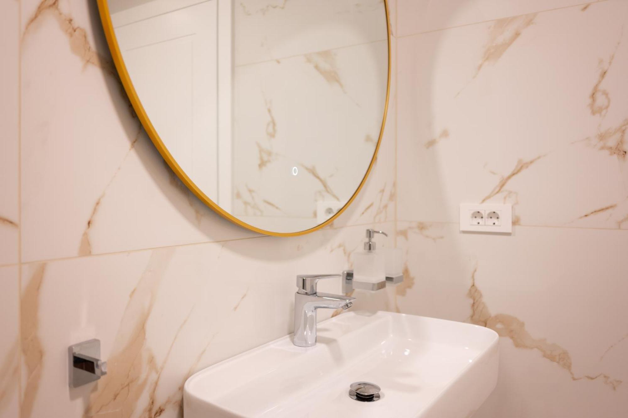 Luxury Rooms Volat Old Town 자다르 외부 사진
